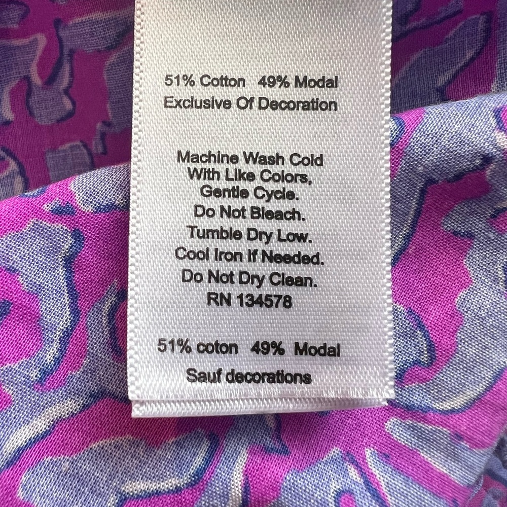 Vineyard Vine Anegada Block Print Ruffled Top, Notched Neck XS in Blue/pink - Picture 9 of 9